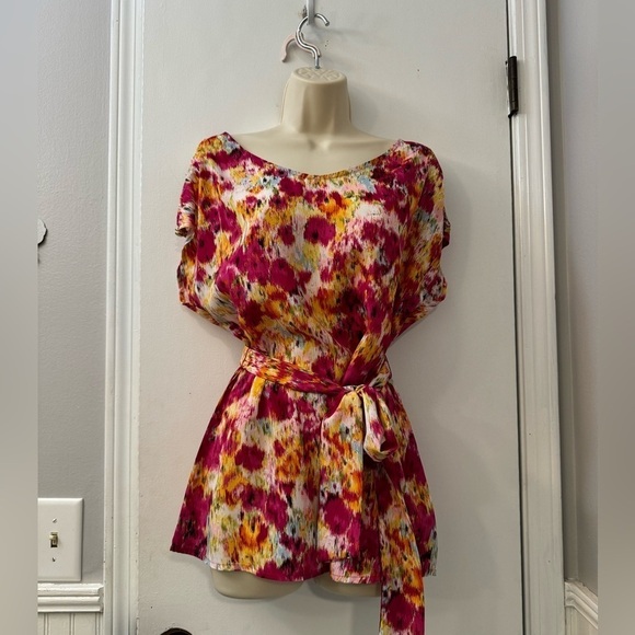 Como M Abstract Floral Belted Tunic Top, Vibrant Pink Yellow Print, Size M - Picture 3 of 11